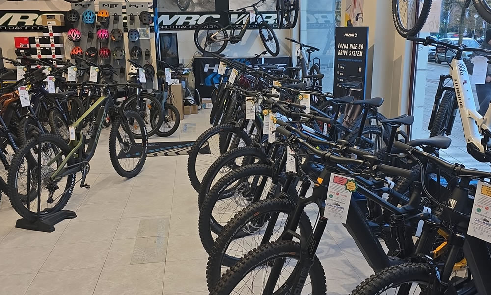 Zona de bicicletas eléctricas en Ciclos Martín