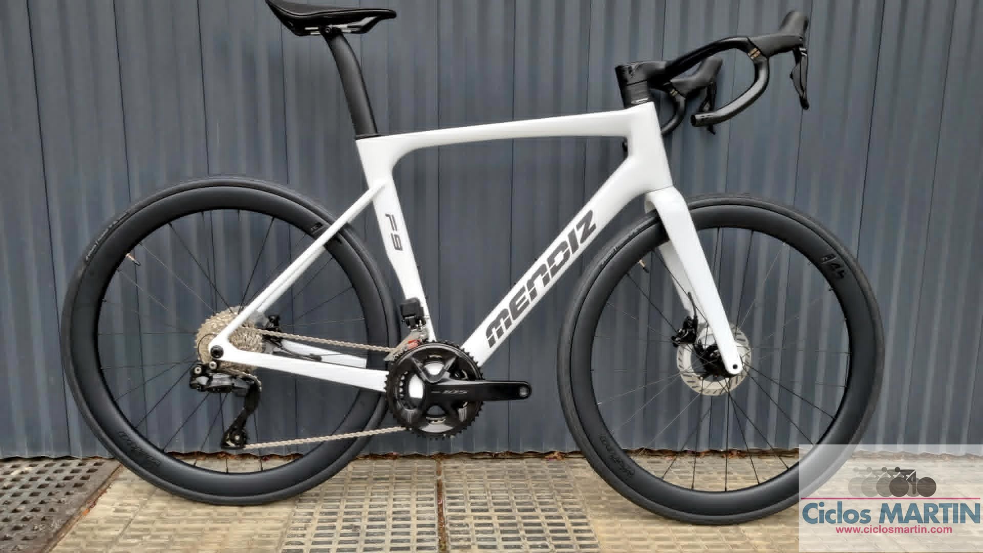 Mendiz F9 vs Mendiz F14