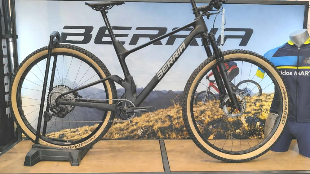 Berria Mako 6 en oferta en Ciclos Martín Pamplona